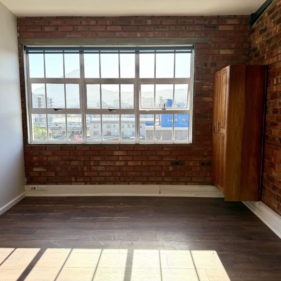 To Let 3 Bedroom Property for Rent in Zonnebloem Western Cape